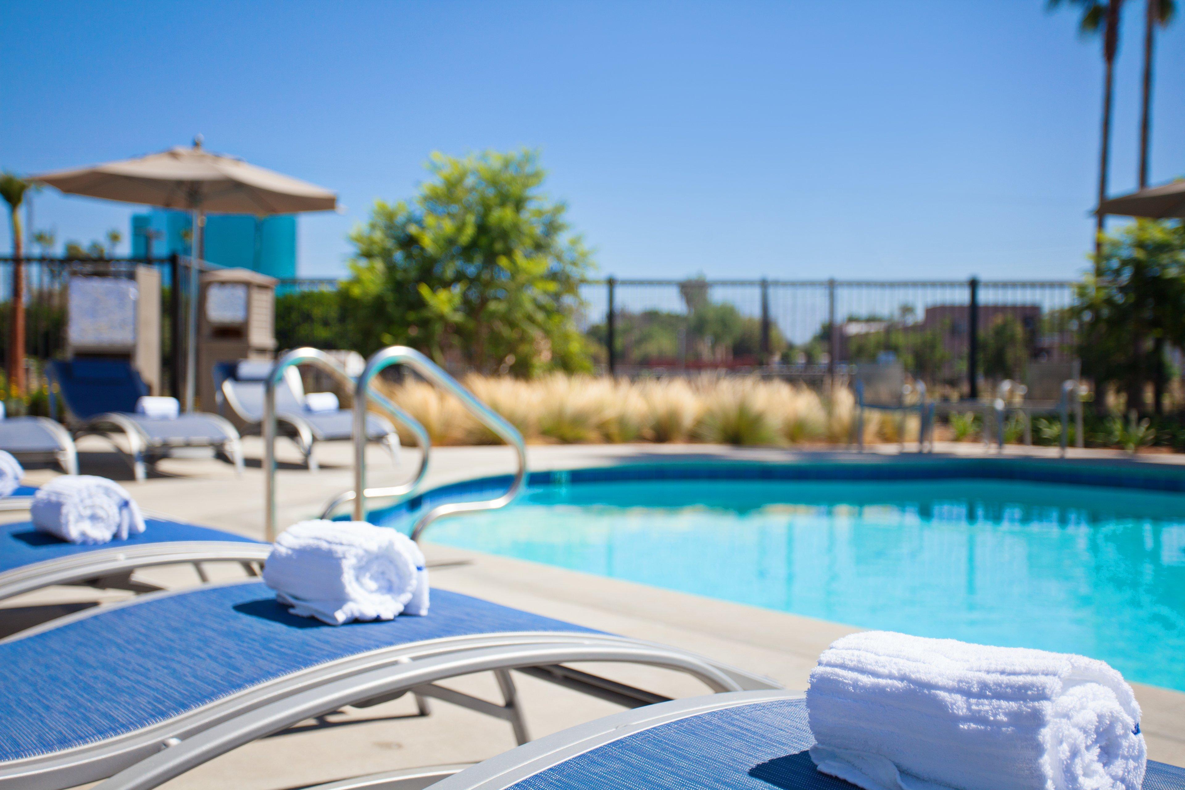 Holiday Inn Express & Suites Santa Ana - Orange County By Ihg Esterno foto