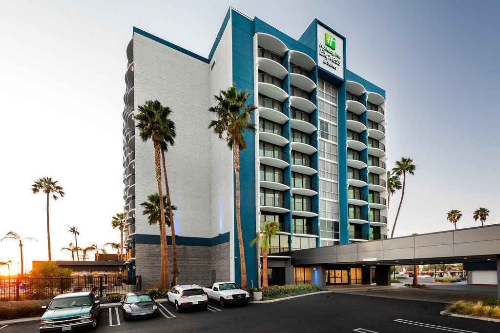 Holiday Inn Express & Suites Santa Ana - Orange County By Ihg Esterno foto